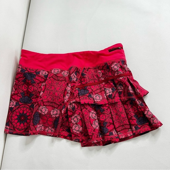 Lululemon Run Pace Setter Skirt Size 8 4-way Stretch (Regular) Multicolored Red - Picture 6 of 16